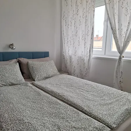 U Zemunu Apartamento